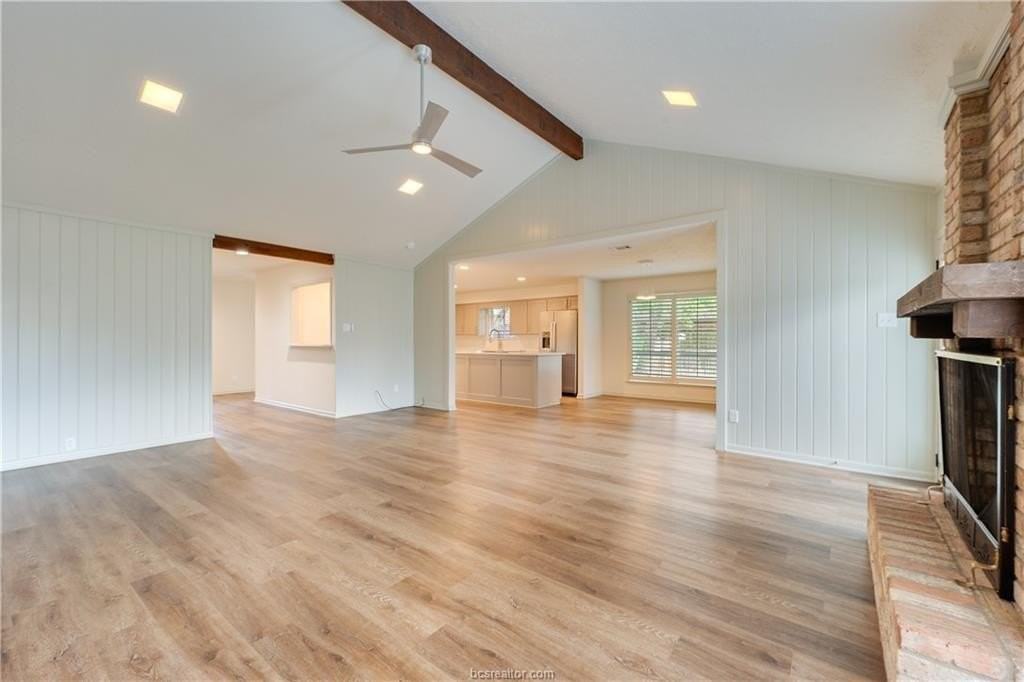 1603 Brook Hollow Dr - Photo 3 of 18