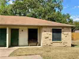 featured image of 1415 Bermuda Ct