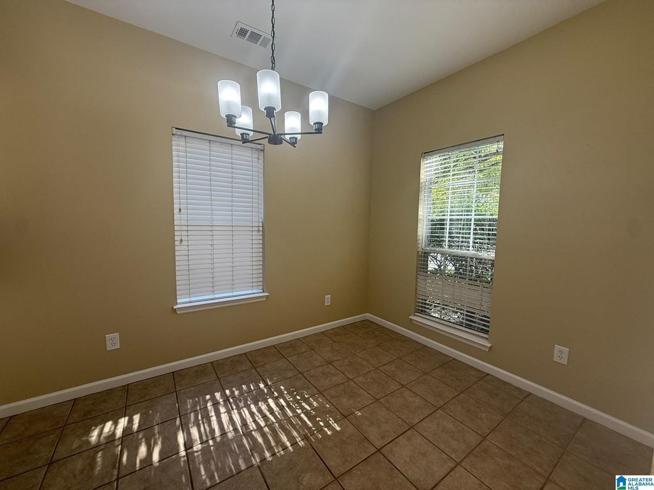 5315 Cottage Ln - Photo 5 of 17