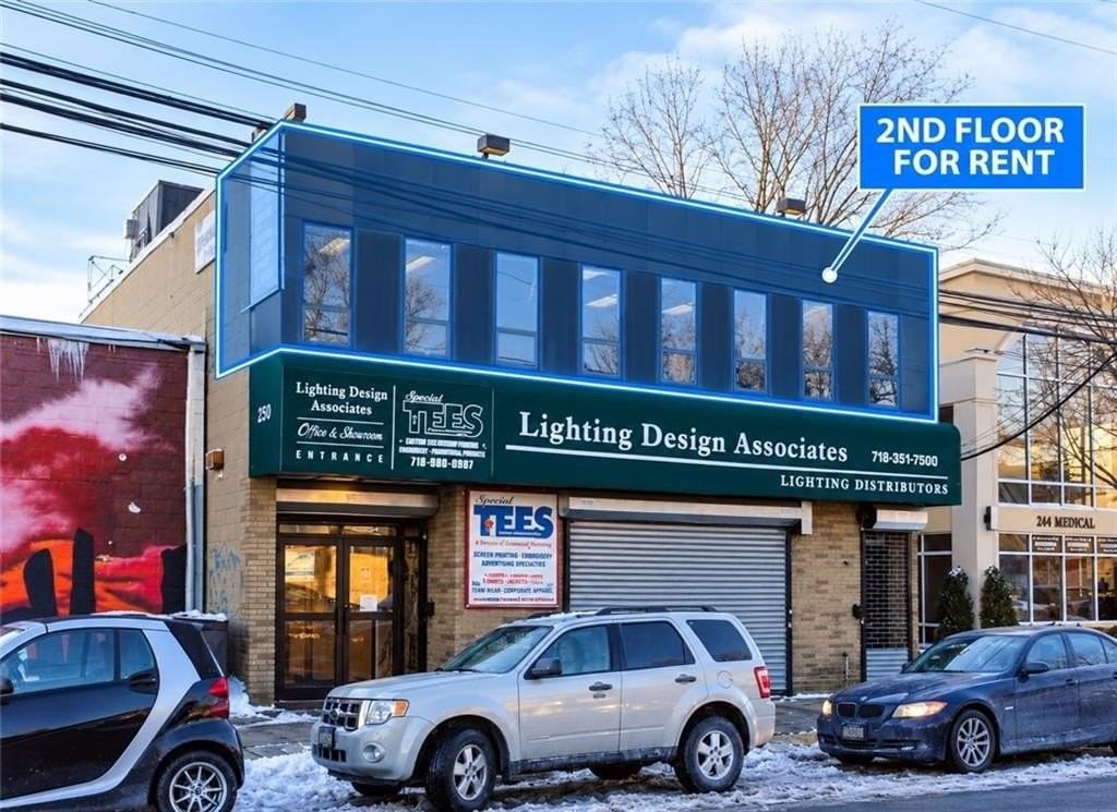 250 Buel Ave - Photo 2 of 6