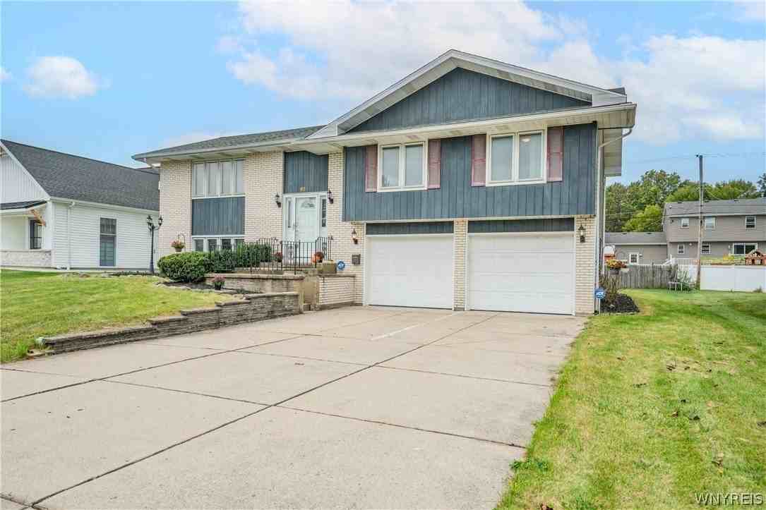 93 Harding Rd - Photo 3 of 49