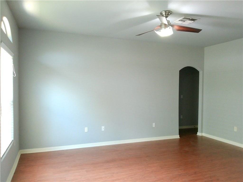 2241 Abeto Dr - Photo 6 of 19