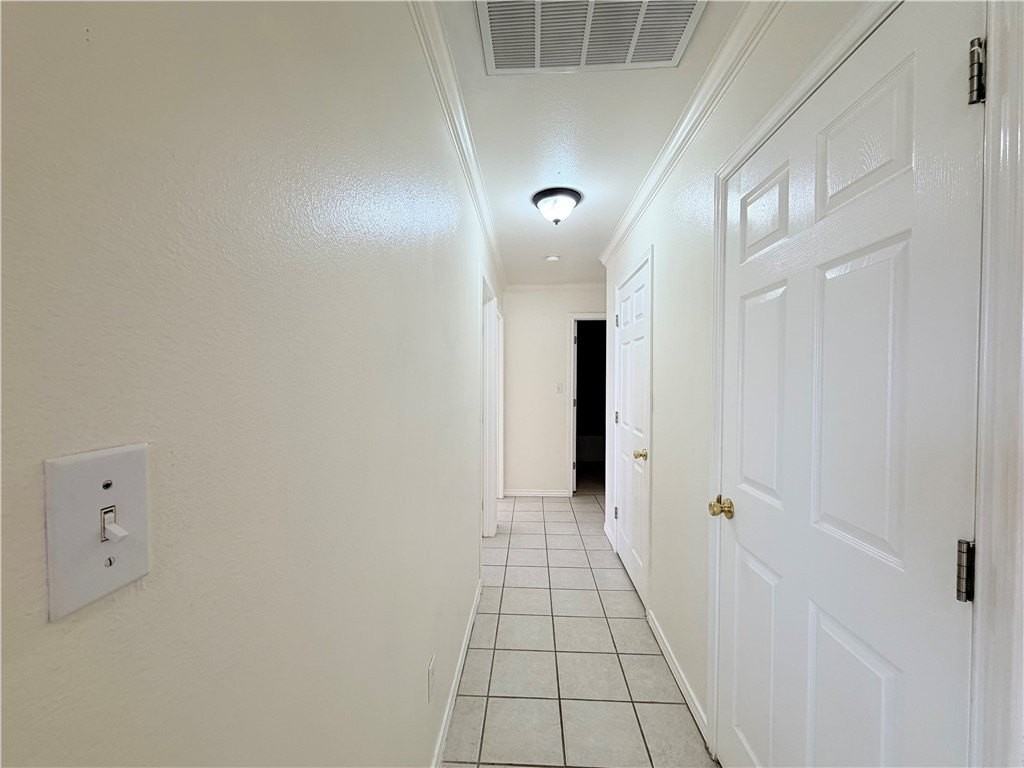 13720 River Canyon Dr - Photo 4 of 21