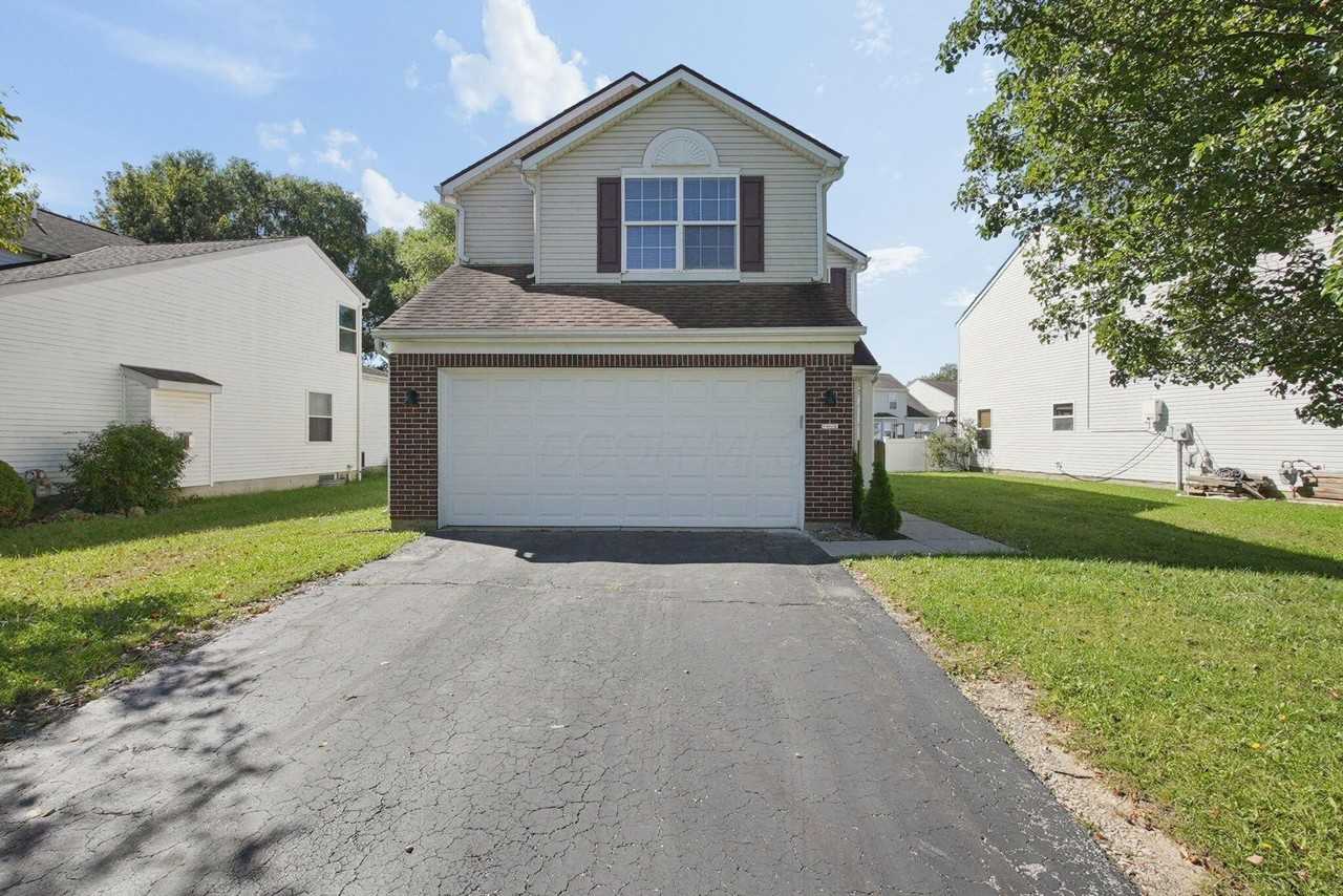 361 Scott Farms Blvd - Photo 2 of 44