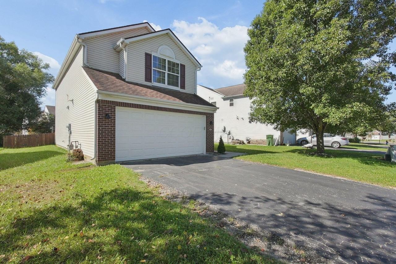361 Scott Farms Blvd - Photo 3 of 44
