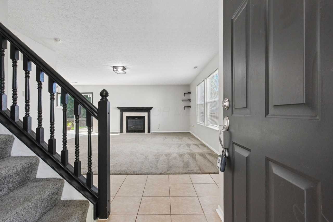 361 Scott Farms Blvd - Photo 7 of 44