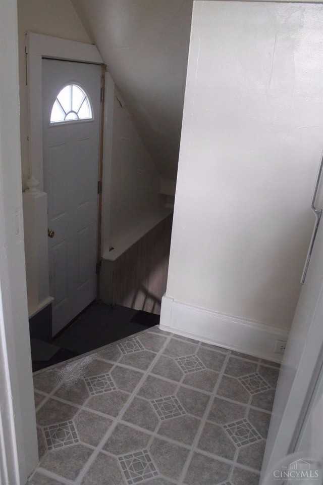 6813 Bramble Ave - Photo 7 of 13