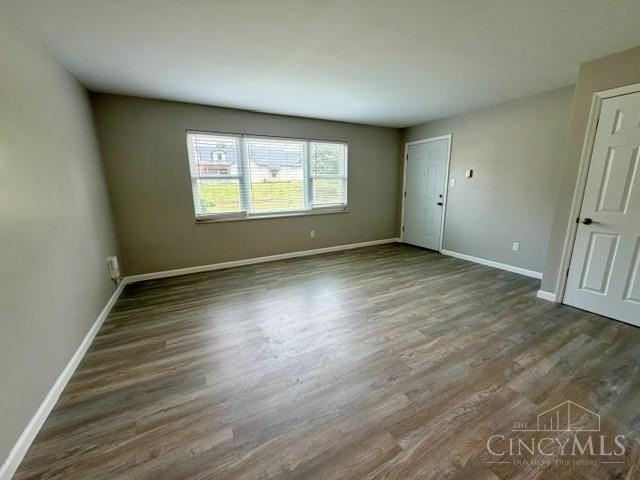 201 E Main St - Photo 3 of 28
