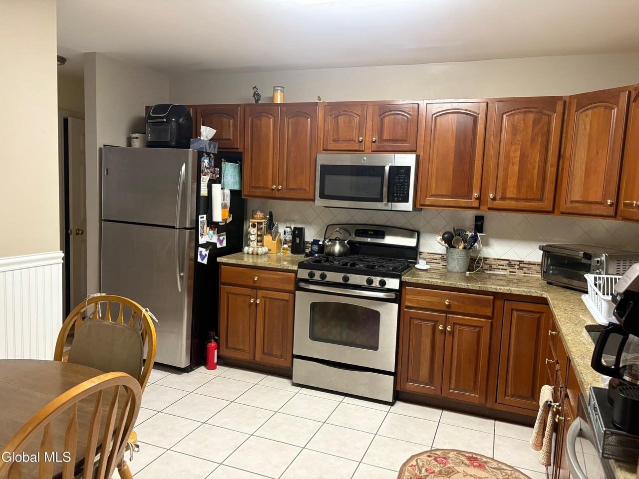 21 Cassidy Dr - Photo 6 of 19