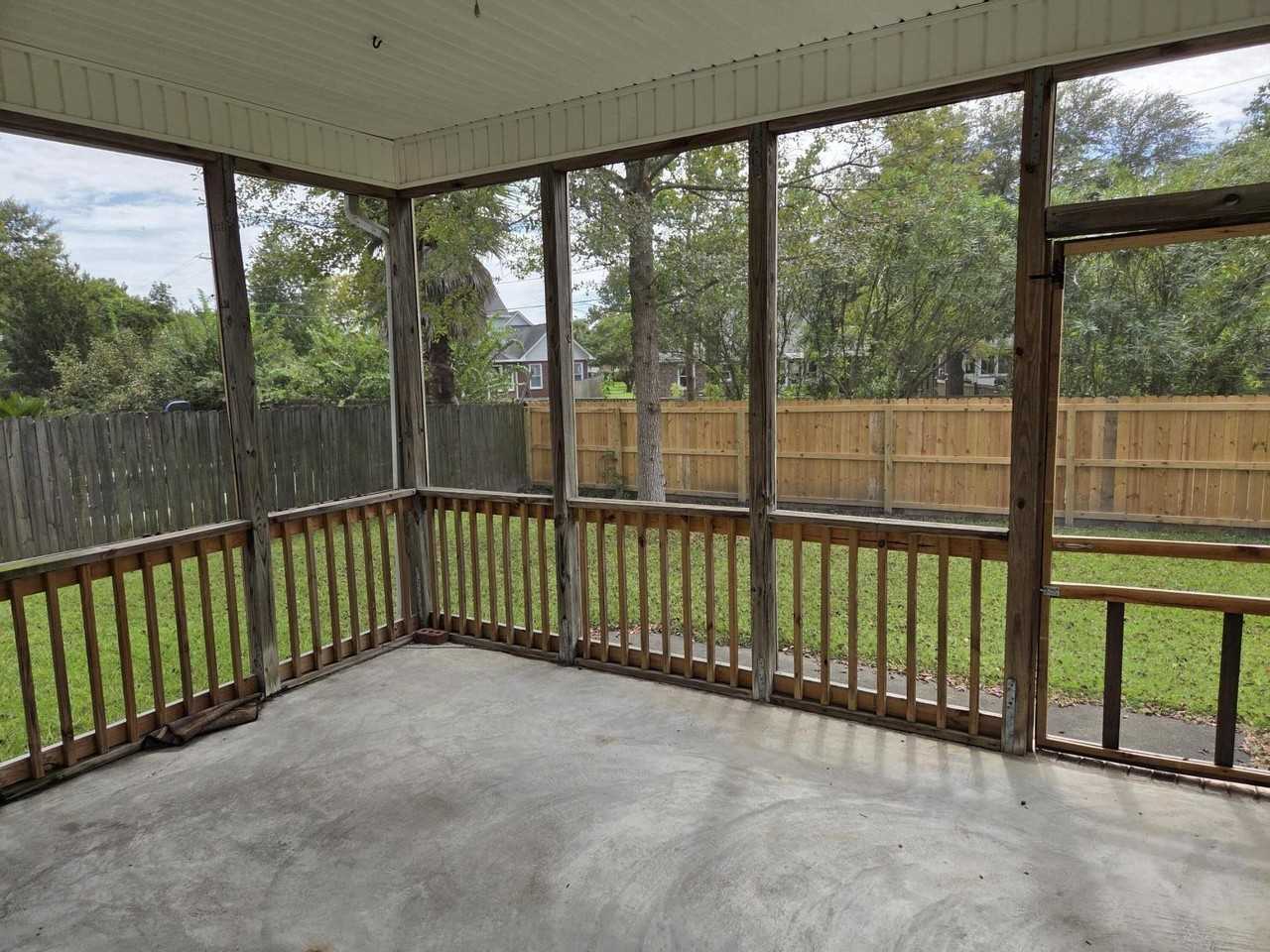 1308 Woodpecker Ln - Photo 4 of 13