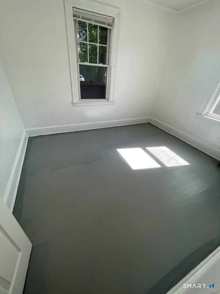106 Wadsworth St #A2 - Photo 4 of 5