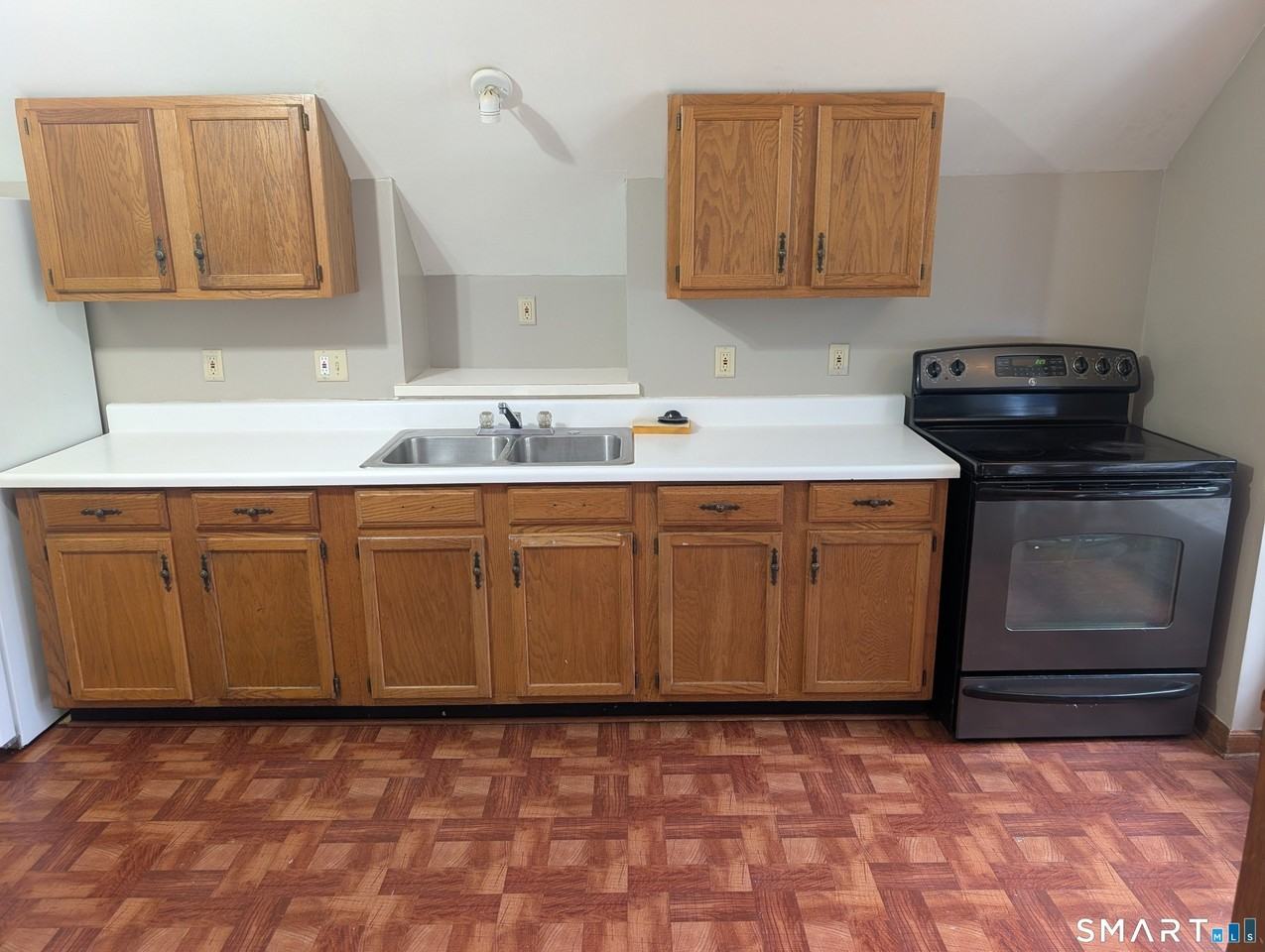 226 Hillside Ave #3rdFL - Photo 2 of 12