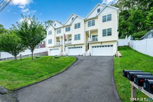 82 Columbus Pl #3 - Photo 1 of 1
