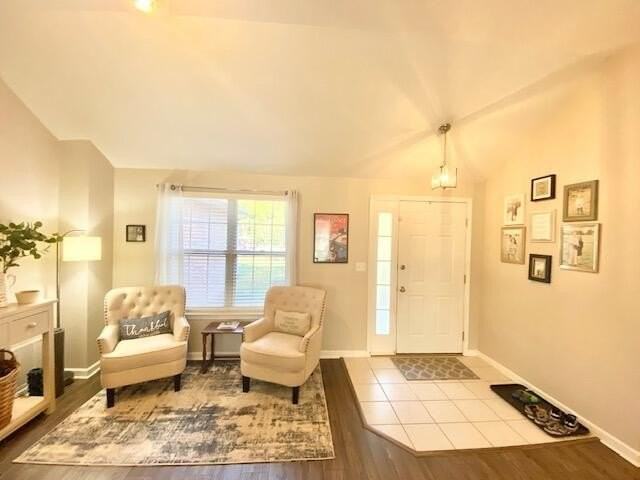 103 Underwood Ln - Photo 4 of 24