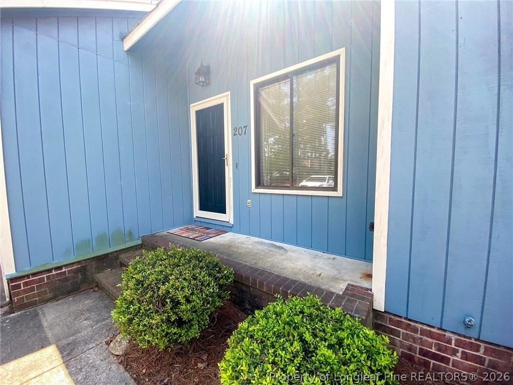 207 Charmant Rd - Photo 2 of 24