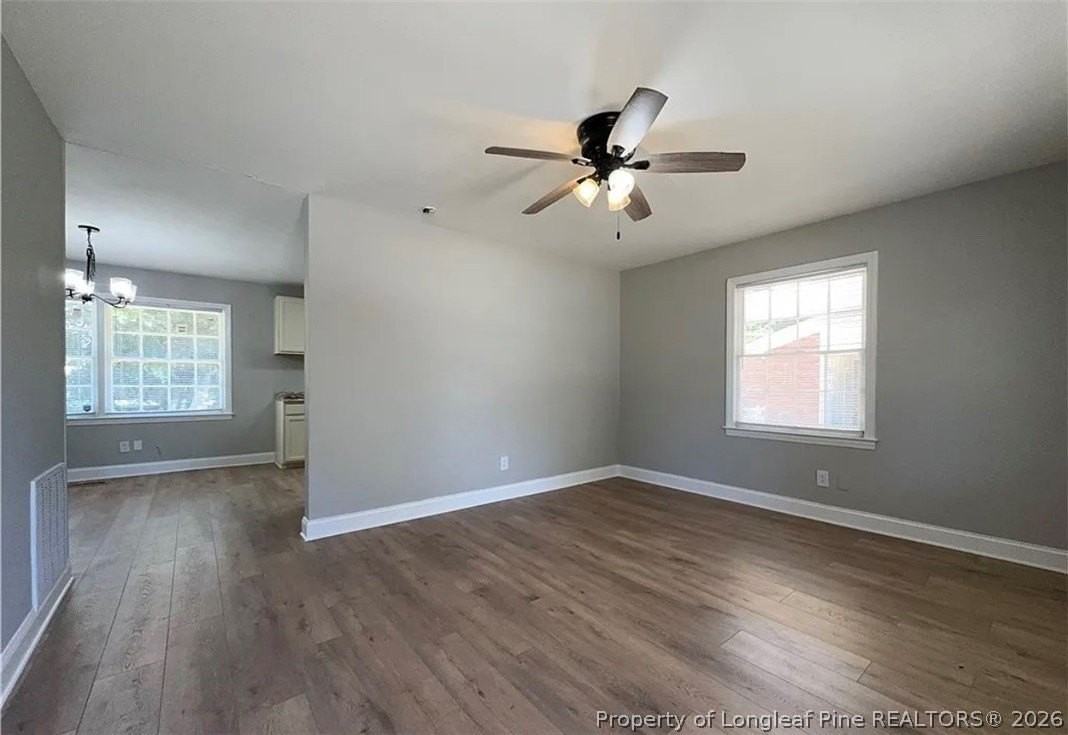 4438 Wellington Dr - Photo 5 of 23