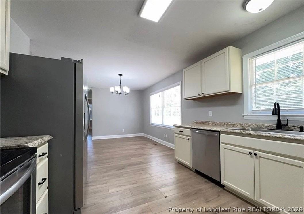 4438 Wellington Dr - Photo 6 of 23