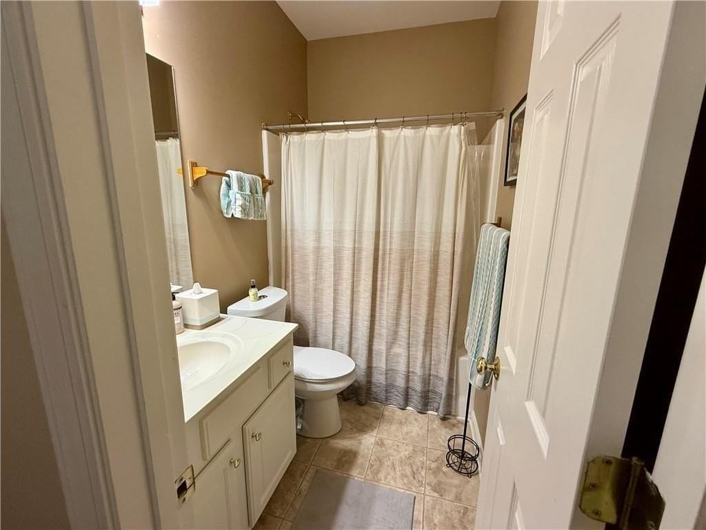 2704 Waters Edge Trl - Photo 3 of 13