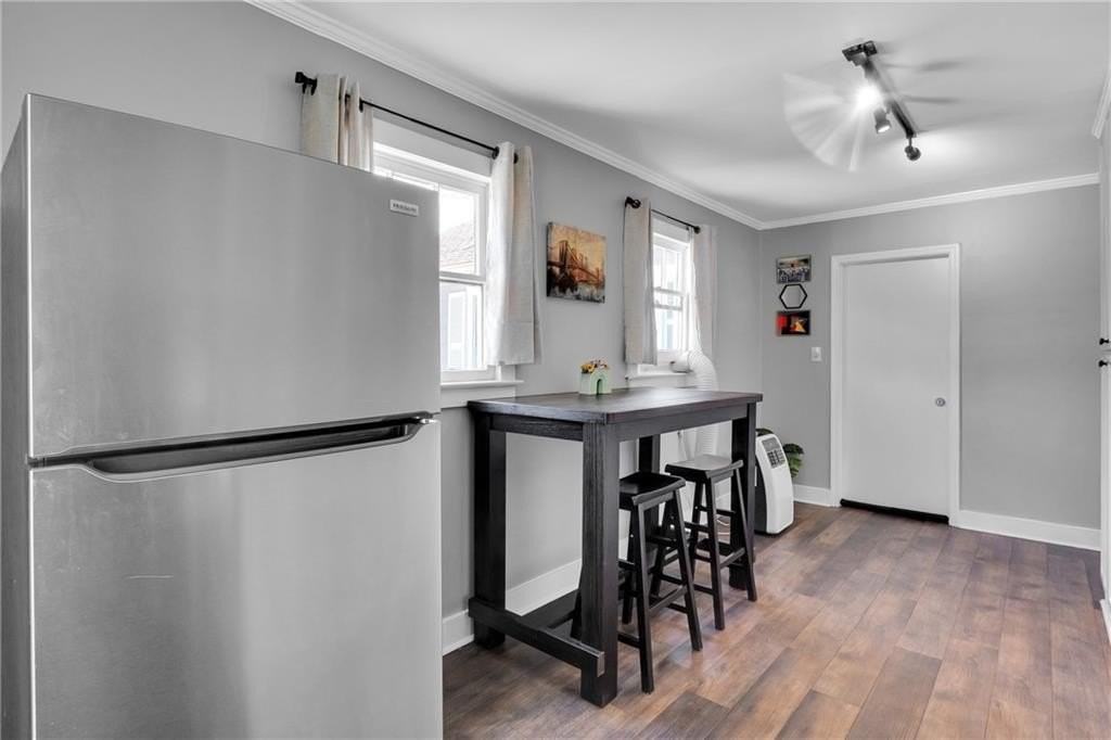 1279 Eubanks Ave #B - Photo 4 of 27
