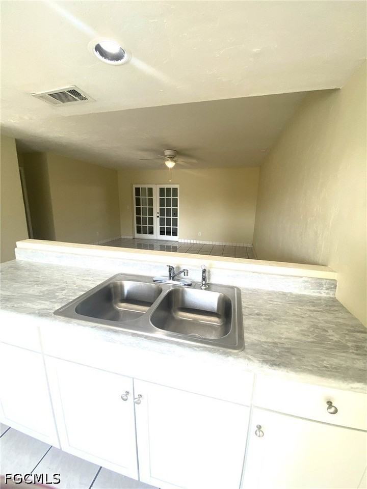 623 Sw 3rd St - Photo 6 of 20