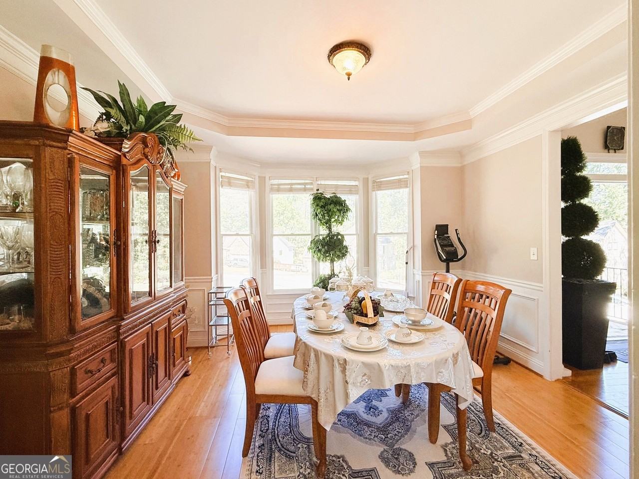 2834 Gavin Pl - Photo 2 of 27