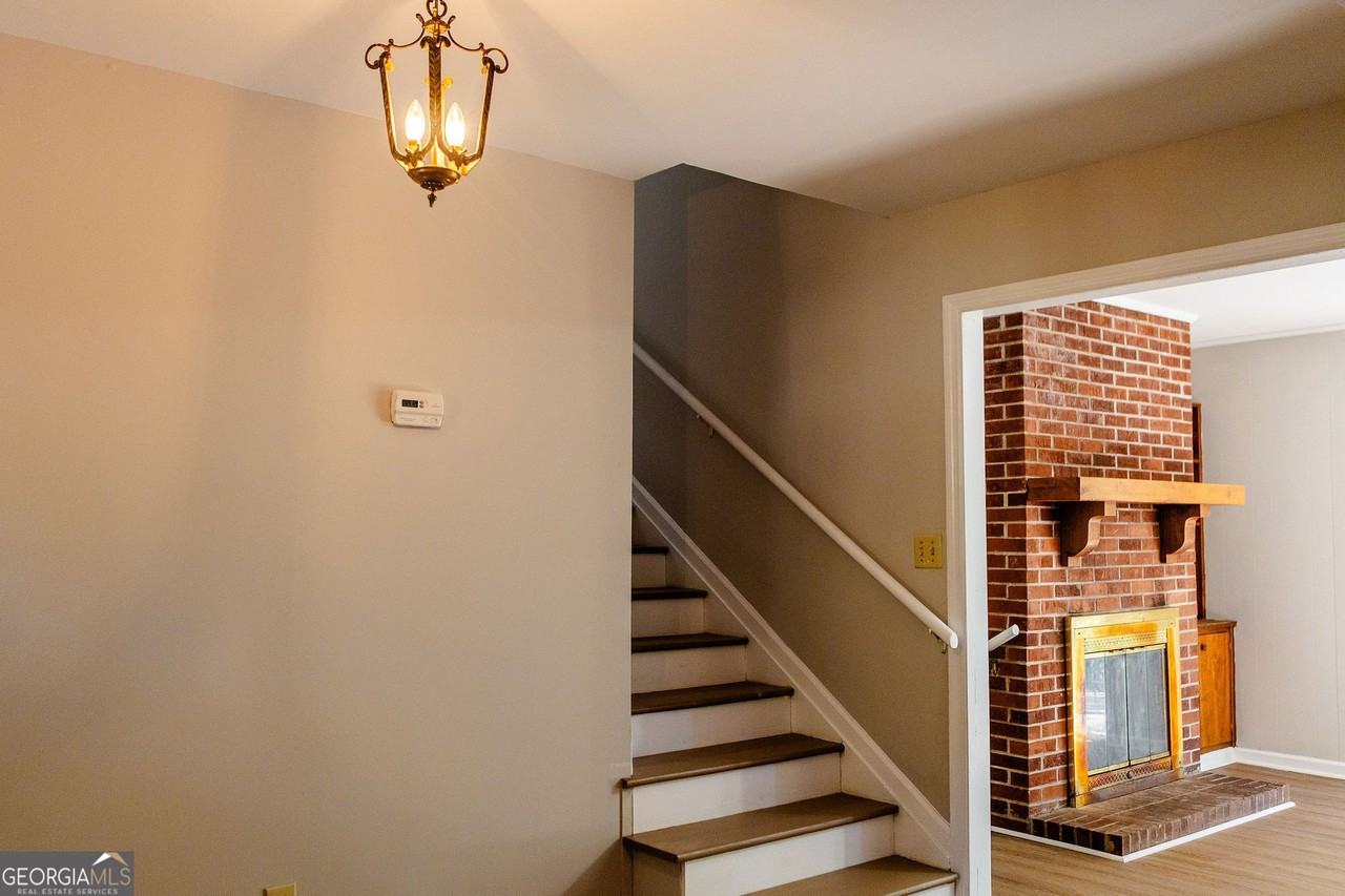 1100 Dunlap Rd Ne - Photo 5 of 26