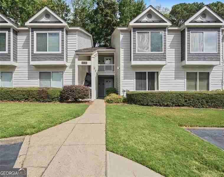 43 Rumson Ct Se - Photo 2 of 36