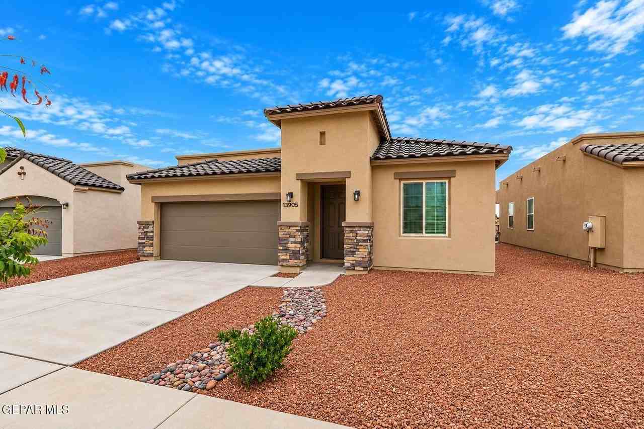 13905 Lorenz Ave - Photo 3 of 33
