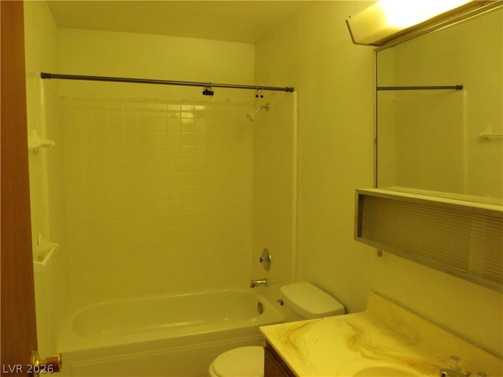 1724 Palm St - Photo 5 of 8
