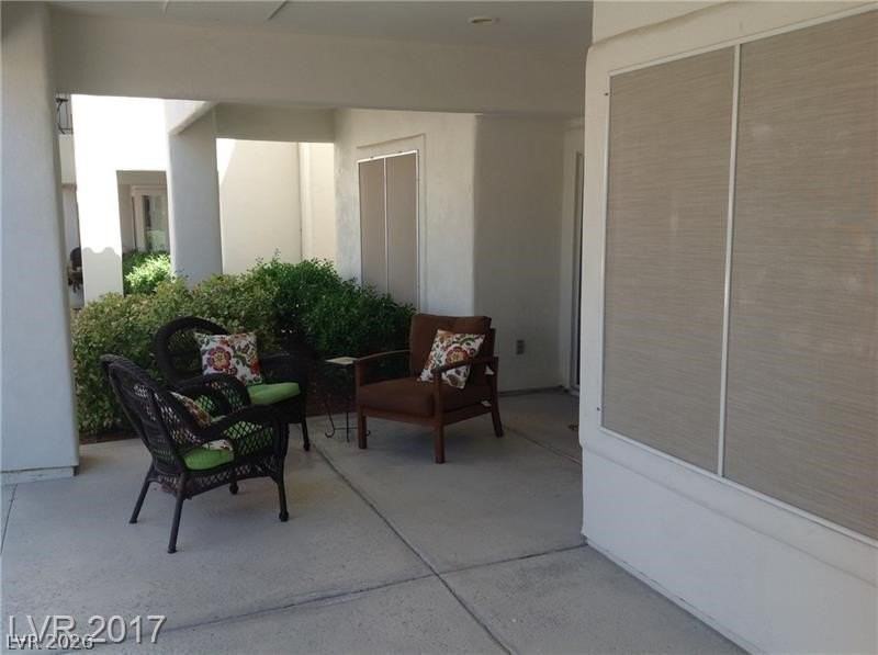 7636 Rolling View Dr #101 - Photo 6 of 45