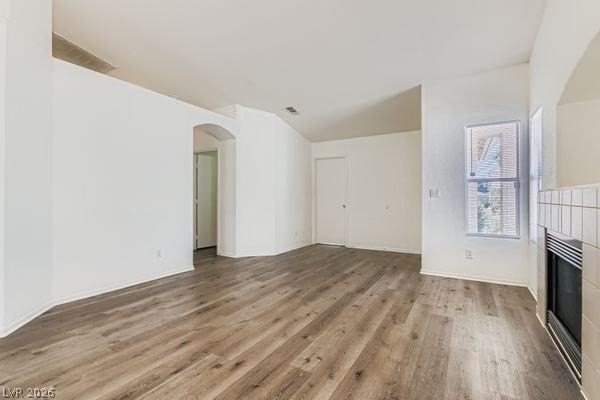 884 Cozy Valley St - Photo 4 of 28
