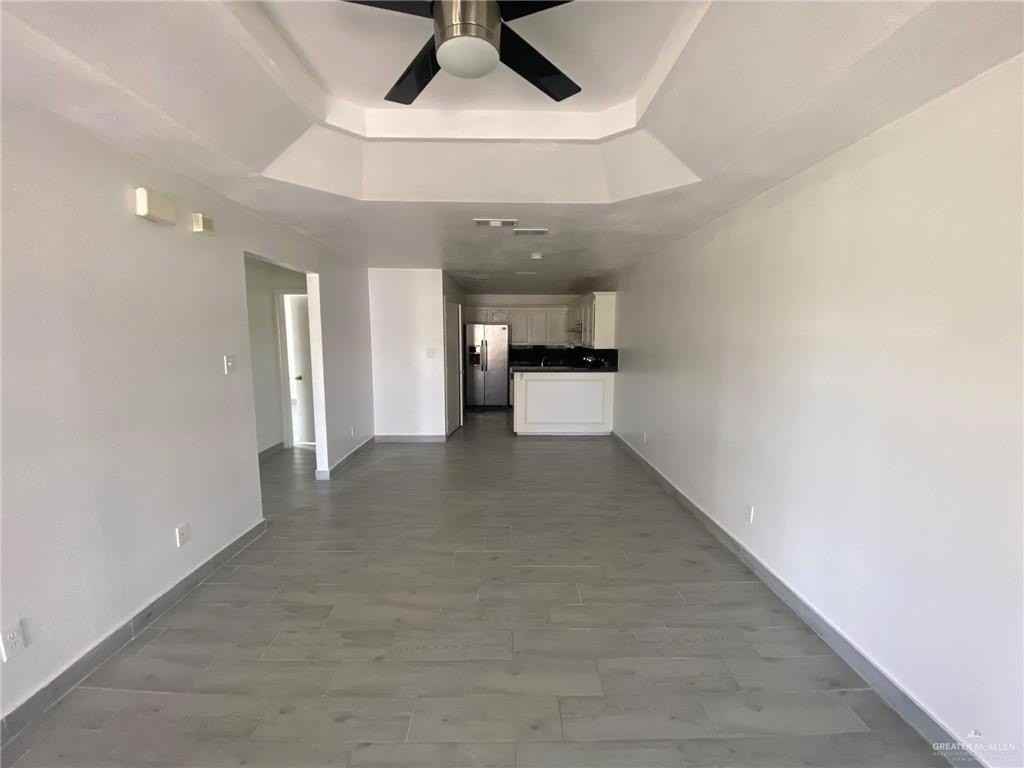 6910 Venus Dr - Photo 2 of 8