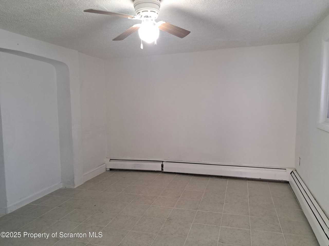 3317 Pittston Ave #1 - Photo 6 of 19