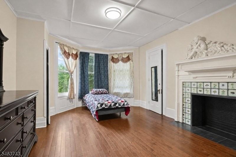 1 Franklin Pl - Photo 5 of 17