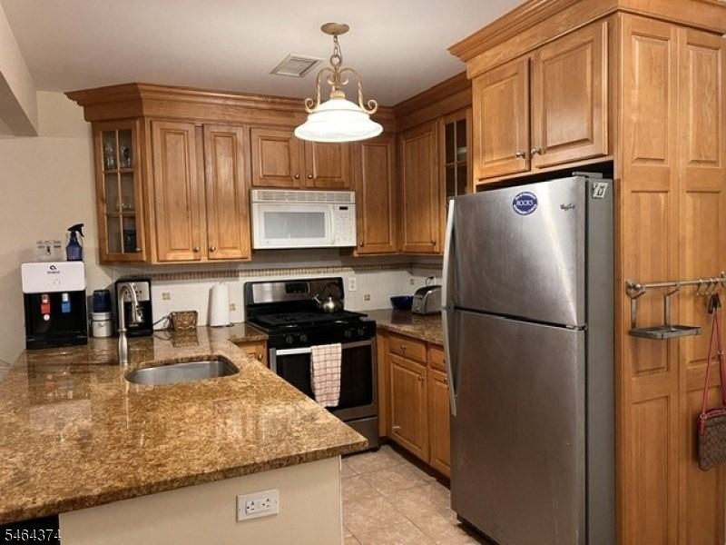 20 Main St #3 - Photo 2 of 10