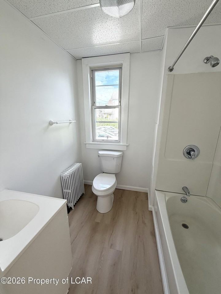 98 Stark St #1 - Photo 5 of 9