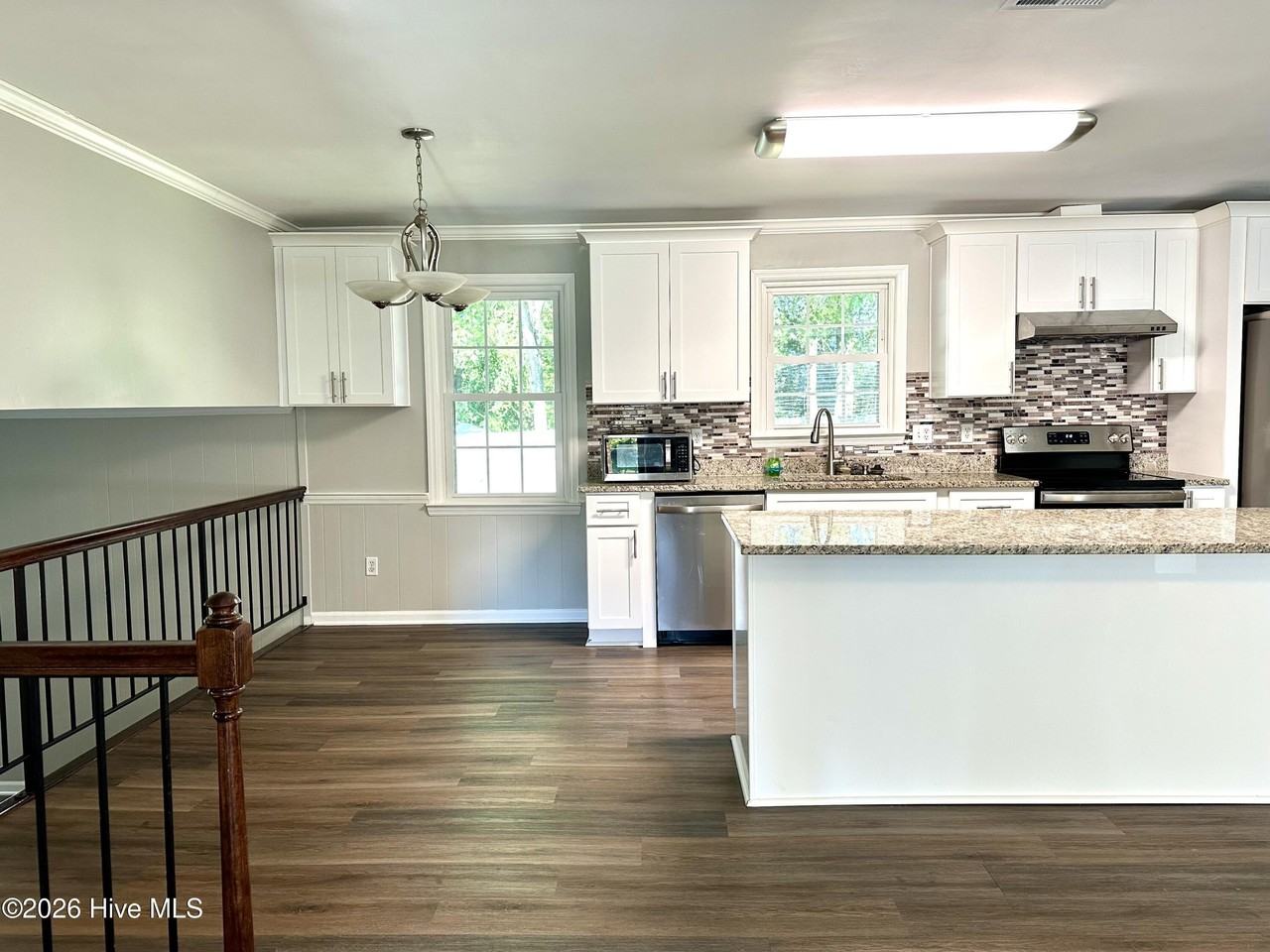 708 Hidden Ln - Photo 6 of 22