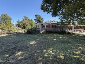 702 E Cedar St - Photo 1 of 1