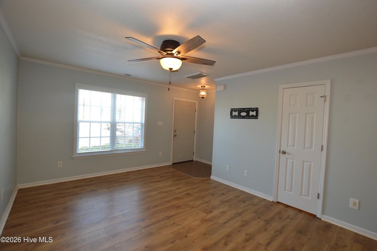 27 E Doris Ave #607 - Photo 3 of 19