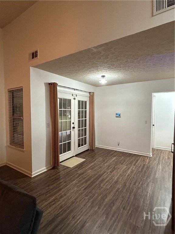 109 Live Oak Cir - Photo 5 of 33