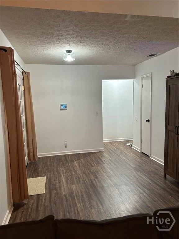 109 Live Oak Cir - Photo 6 of 33