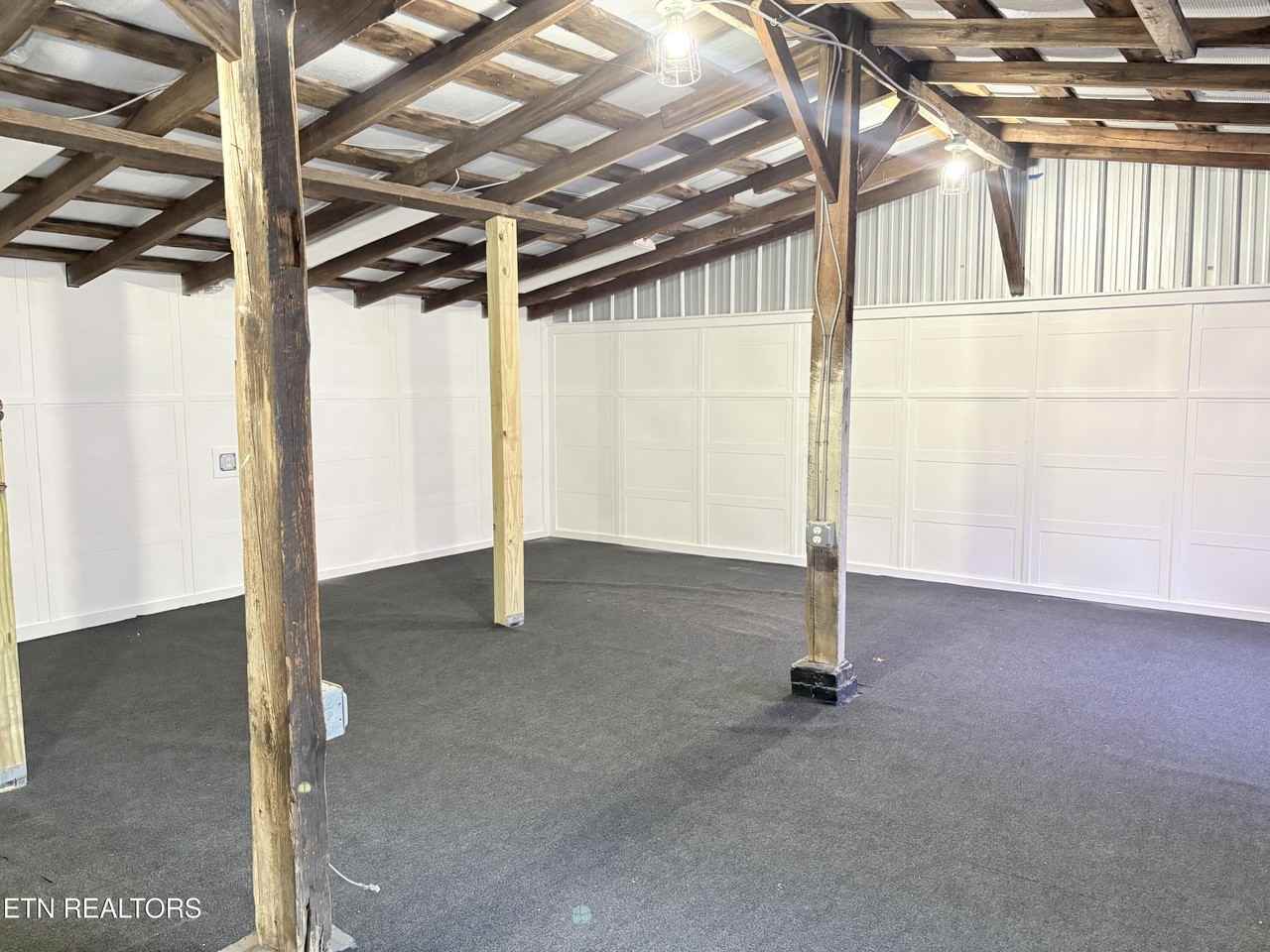 409 N 3rd St - Photo 5 of 11