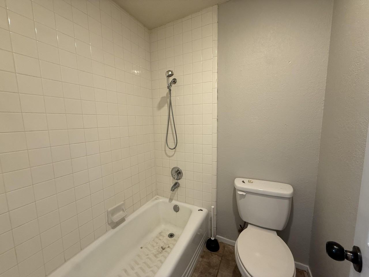 5615 Duke St - Photo 7 of 11