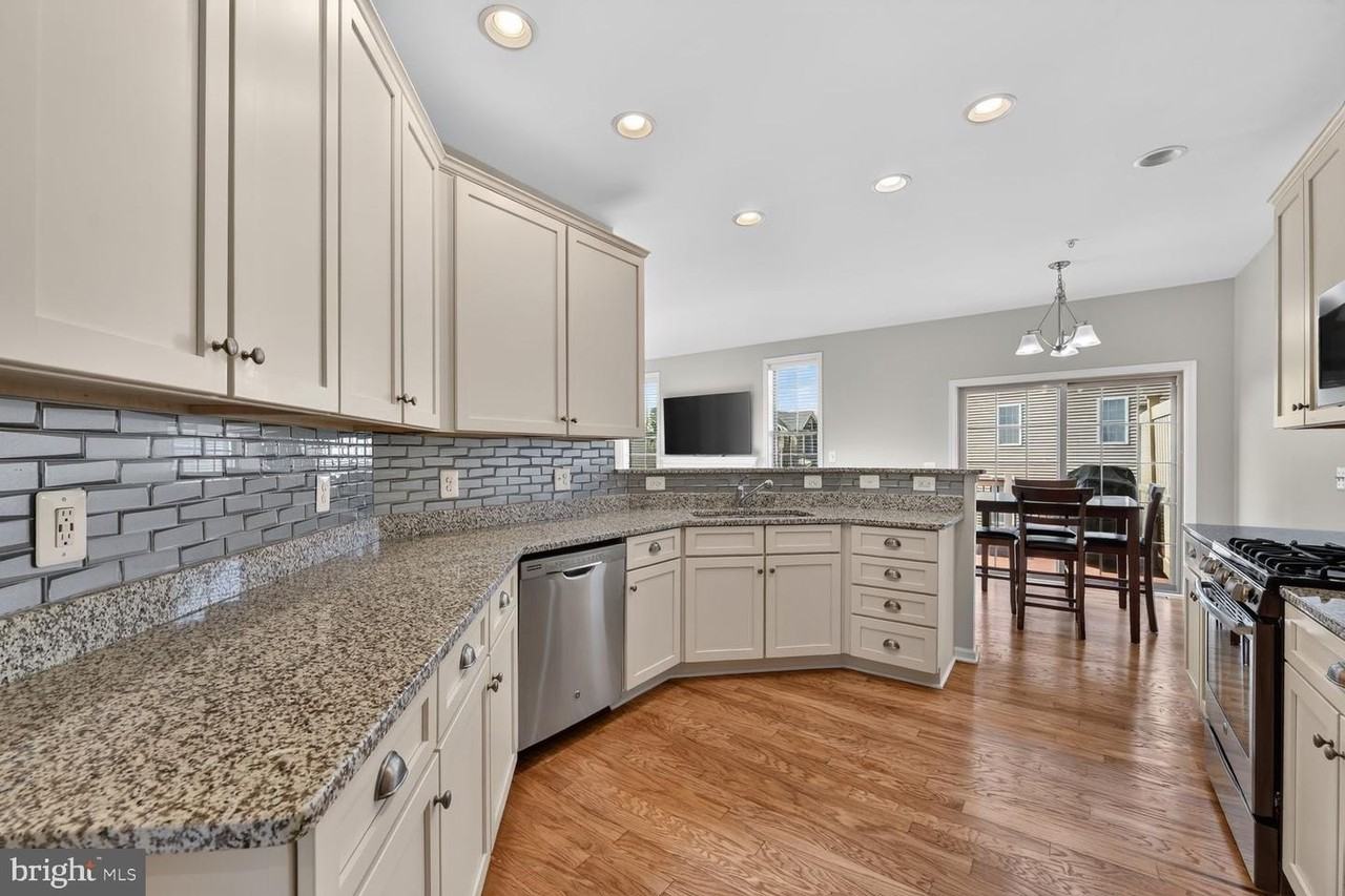 43123 Kendrick Sq - Photo 6 of 21