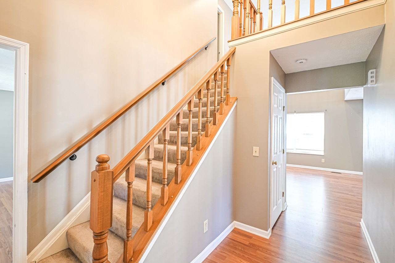 523 Hamblin Dr #1 - Photo 3 of 50
