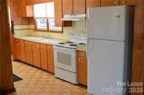 347 Wilson St #1 - Photo 4 of 13