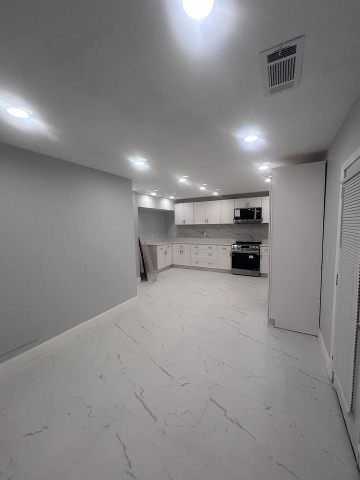 8751 Dorsey Rd #1 - Photo 5 of 30