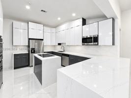 featured image of 2029 Greenview Cove Dr #2029