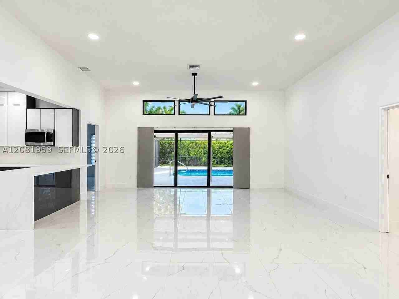 2029 Greenview Cove Dr #2029 - Photo 3 of 22