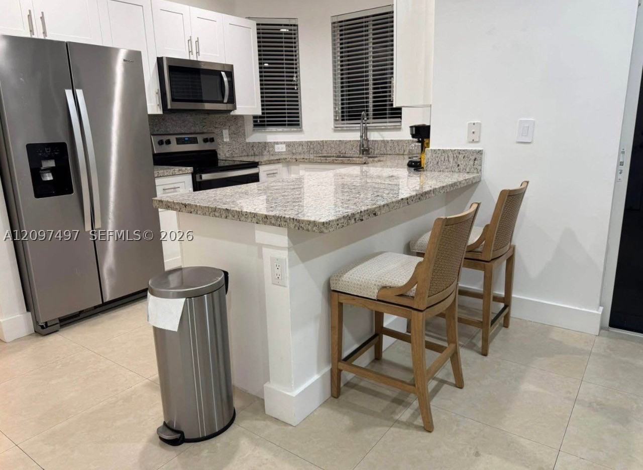 15441 Sw 11th Ter - Photo 4 of 10
